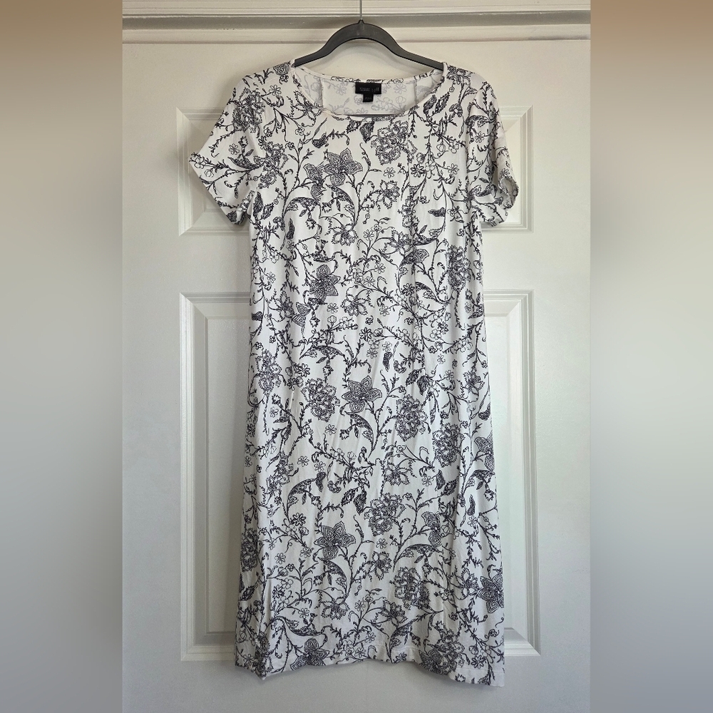 J. Jill Wearever White & Black T-Shirt Dress - Size Sm